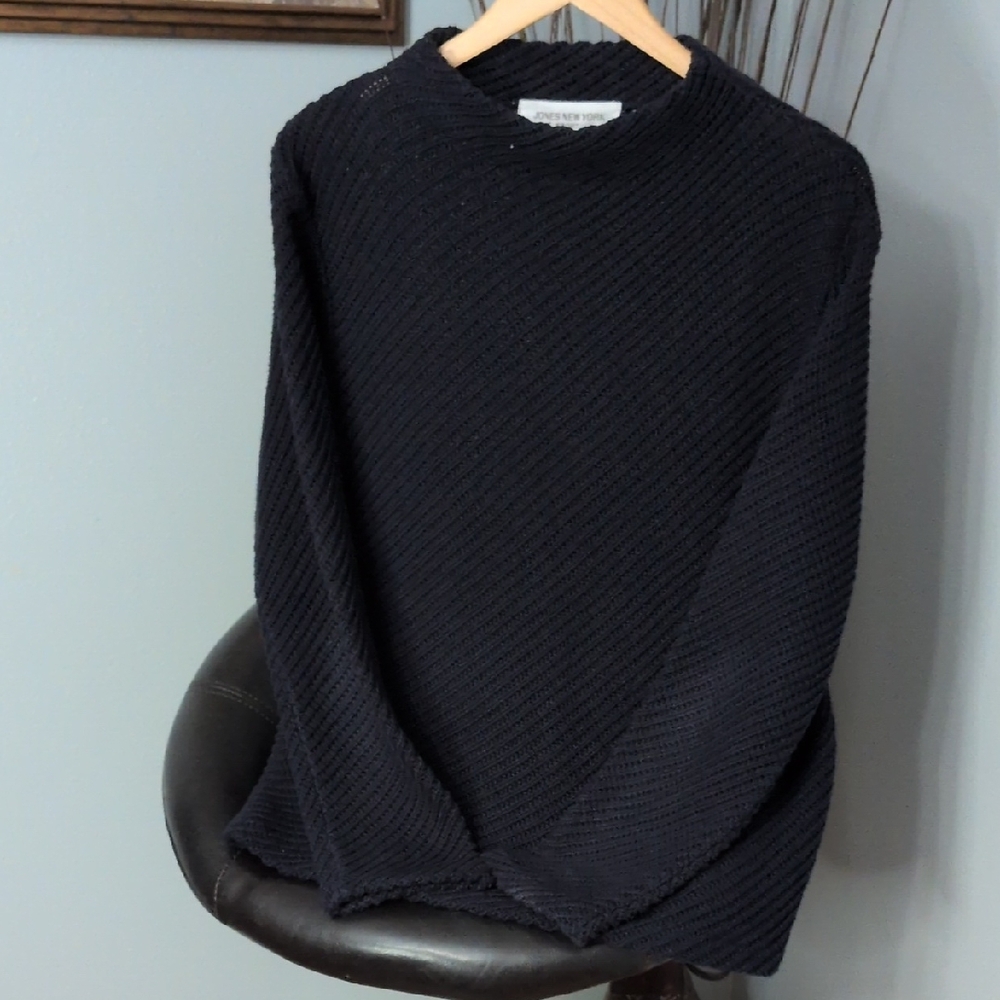 Jones New York Women's Black Crewneck Sweater